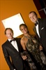 Mannen met stijl in avondkleding met de dames